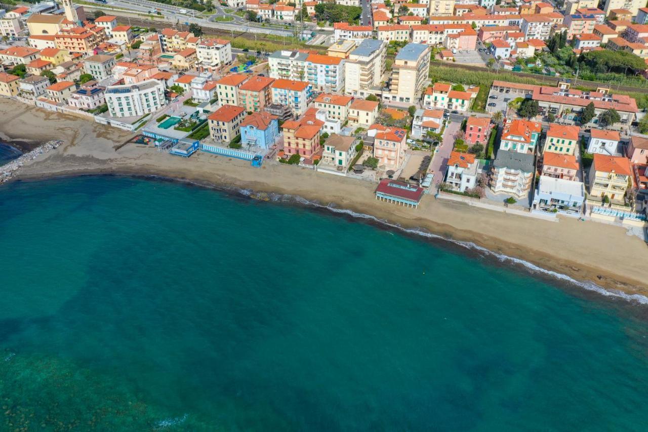 Casa Myconis 68Mq A Due Passi Dal Mare Di San Vincenzo Lejlighed Eksteriør billede