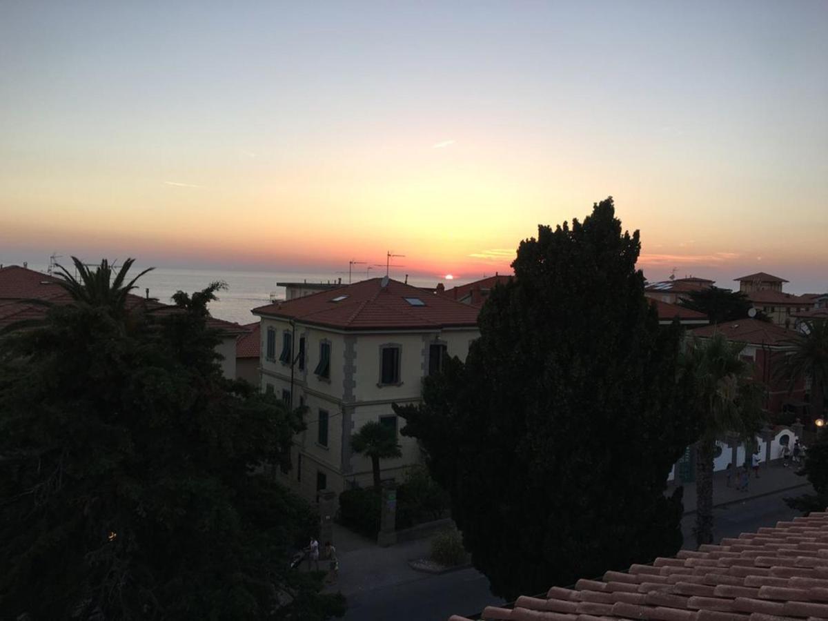 Casa Myconis 68Mq A Due Passi Dal Mare Di San Vincenzo Lejlighed Eksteriør billede